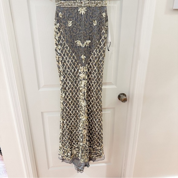 Mac Duggal 4908 HIGH NECK SLEEVELESS BEADED FRINGE FITTED GOWN Platinum Gold - Picture 7 of 10